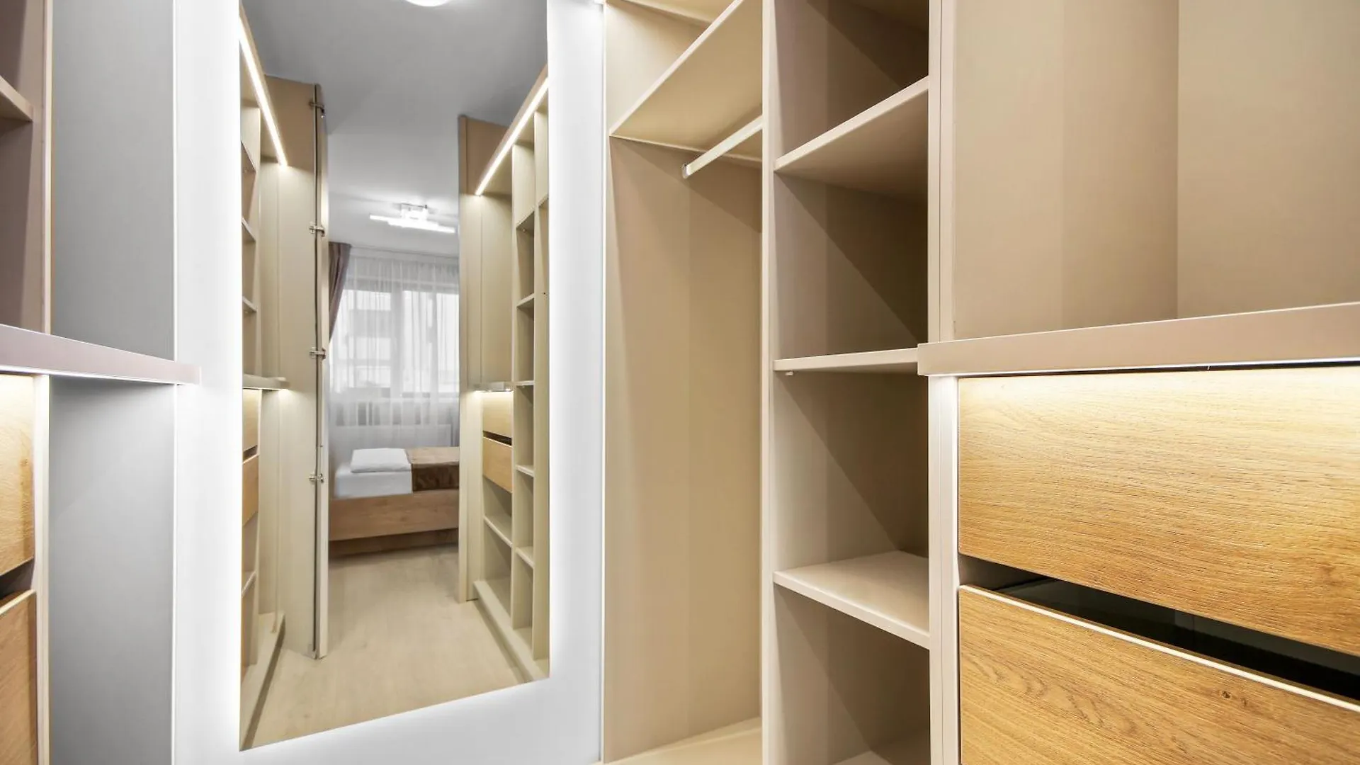 Hils Pallady Apartments Bükreş